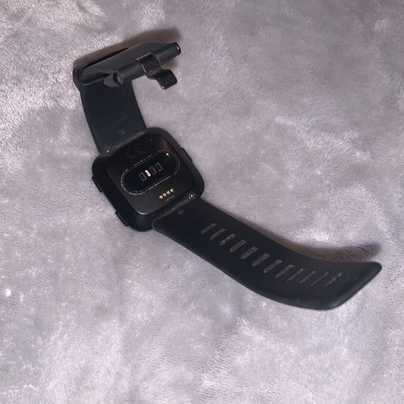 Fitbit Watch - Picture 2 of 3